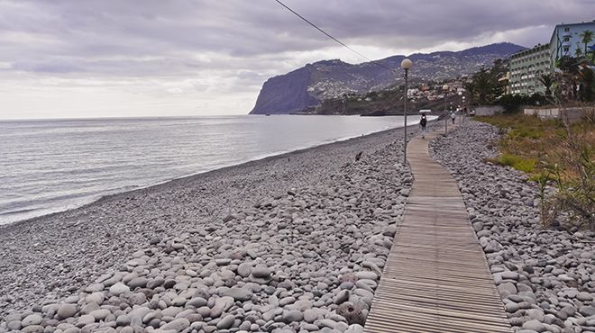 Praia Formosa
Local: Funchal
Foto: Shutterstock_MD_Karol Kozlowski Praia Formosa
Local: Funchal
Foto: Shutterstock_MD_Karol Kozlowski